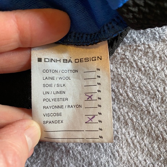 Blue/Black Sleeveless Tunic - Picture 6 of 7